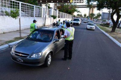 Pol�mica liberaci�n del auto de sobrino de funcionaria municipal