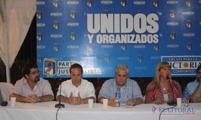 El PJ espera un llamado de Cristina para definir candidato