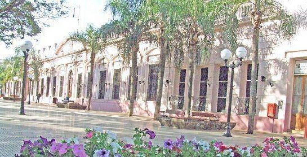 Closs quiere gastar otros 2,5 millones de pesos en la "Rosadita"