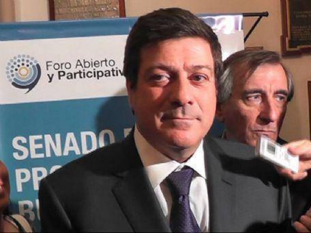Gabriel Mariotto: �Estos treinta a�os de democracia ininterrumpida nos ponen en una situaci�n privilegiada�