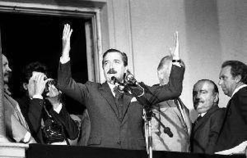 El acto en San Mart�n y Las Heras, su amigo Llaver y Los Nihuiles.