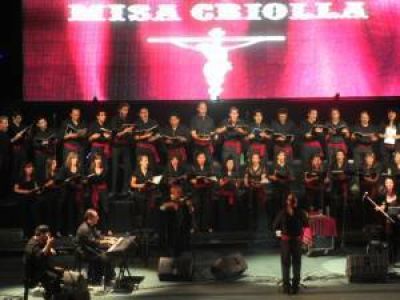 La Misa Criolla fue ovacionada en Juana Koslay