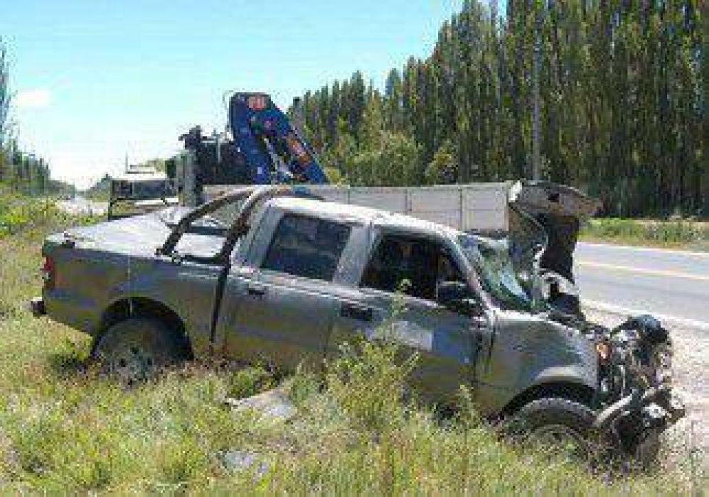 Impactante vuelco en la Ruta 151