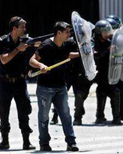 El Gobierno de R�o Negro anunci� que reprimir� nuevos saqueos