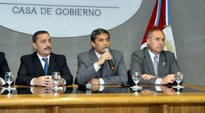 Fr�as y Collino asumen hoy la conducci�n de la Polic�a