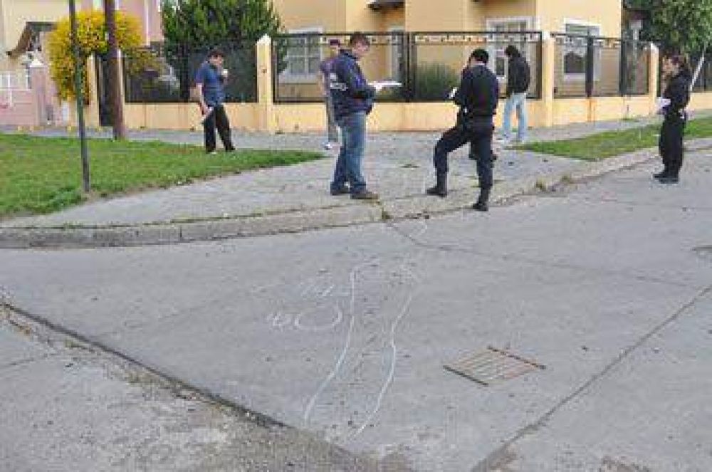 Muere joven apu�alado en pelea callejera 