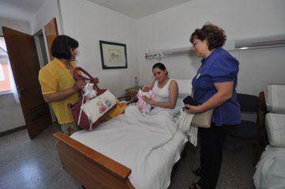 Morena Ail�n, la primera beb� del a�o en R�o Gallegos 