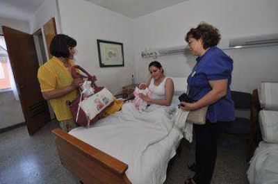 Morena Ail�n, la primera beb� del a�o en R�o Gallegos 