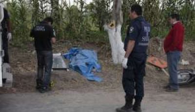 Un adolescente fue a comprar y se mat� al chocar en moto