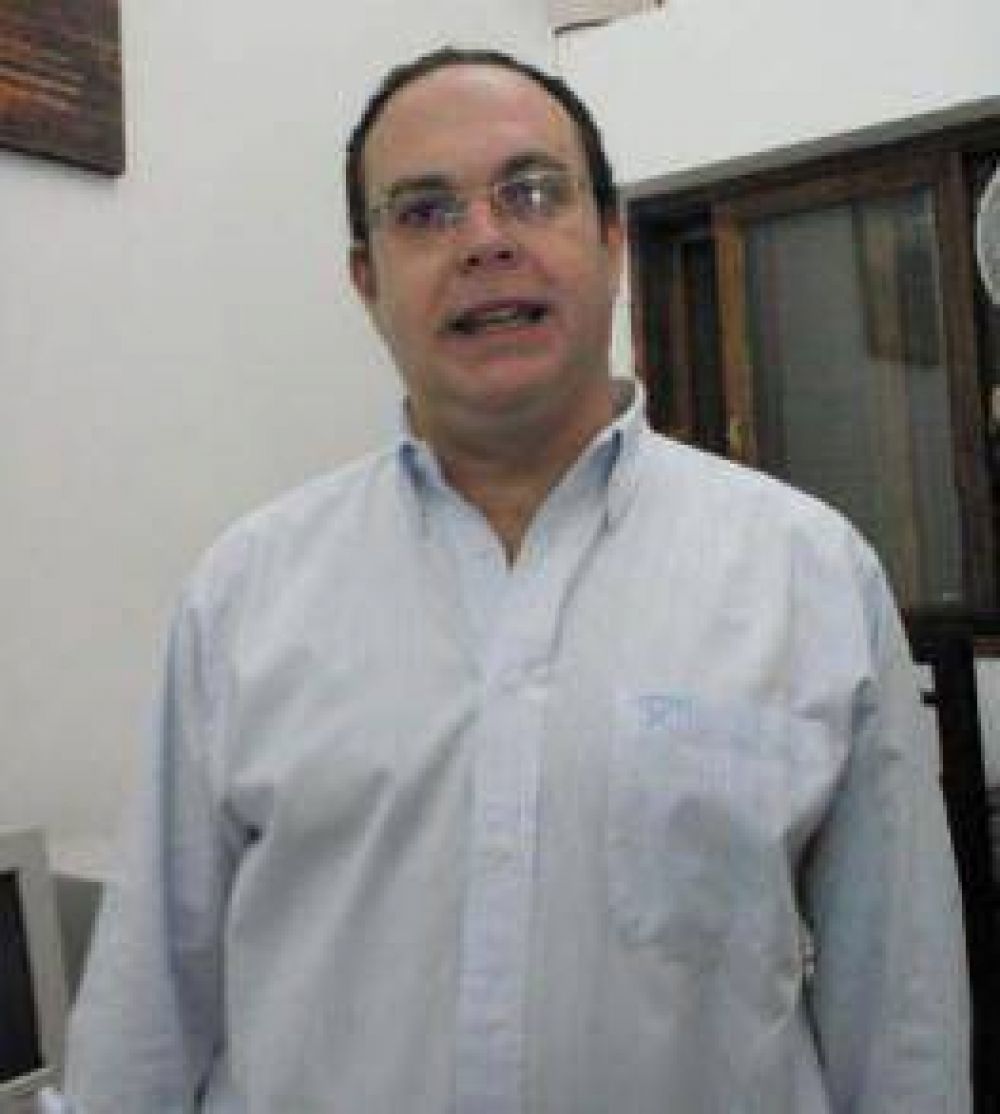 Baigorr� aparece como la alternativa de Basualdo.