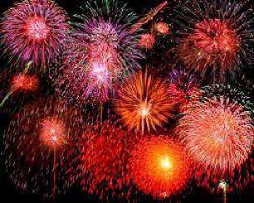 Quilmes recibi� el 2013 con muchos m�s fuegos artificiales que en Navidad