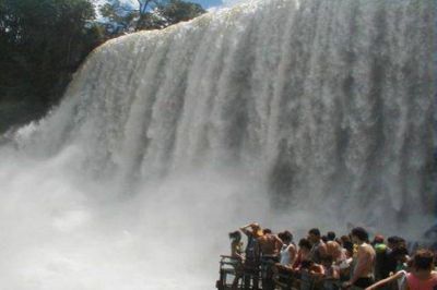 1.350.000 turistas visitaron Cataratas en 2012 