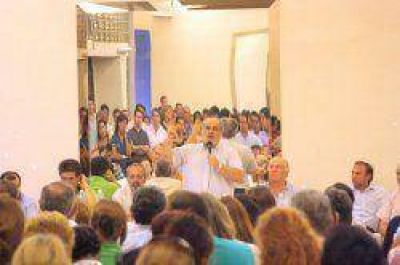 Colombi descart� que el bloque ECO presente candidatos testimoniales 