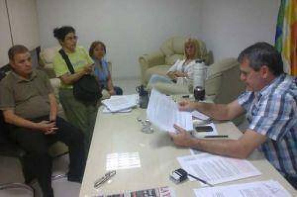 El defensor del pueblo pidi� informes por conflicto en Pami  