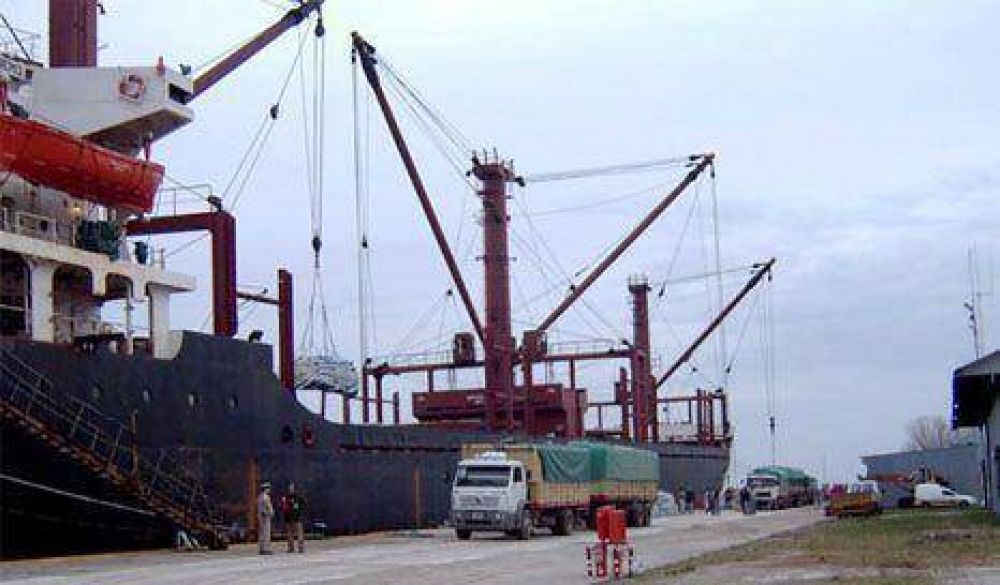 Comenzar�n a sacar mineral de hierro de Puerto Ibicuy 