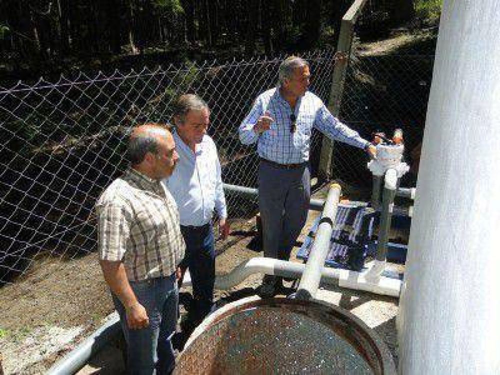 Concluyeron obra provisoria para la captaci�n de agua en el r�o Bonito 