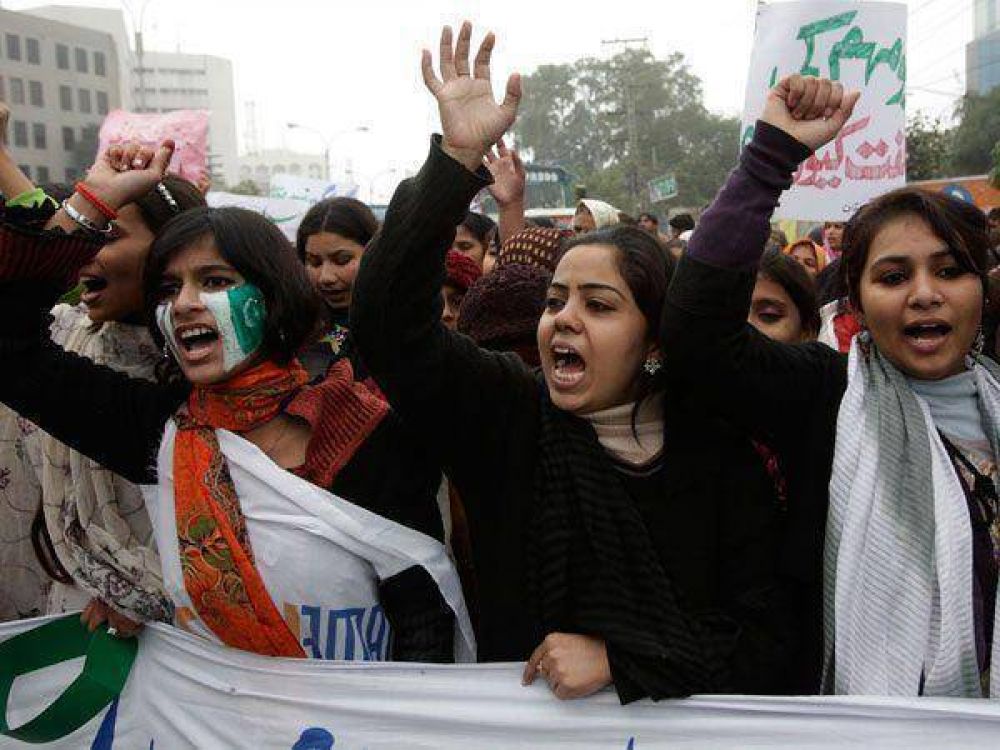 Pakist�n: extremistas isl�micos matan a 8 mujeres