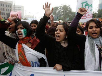 Pakist�n: extremistas isl�micos matan a 8 mujeres