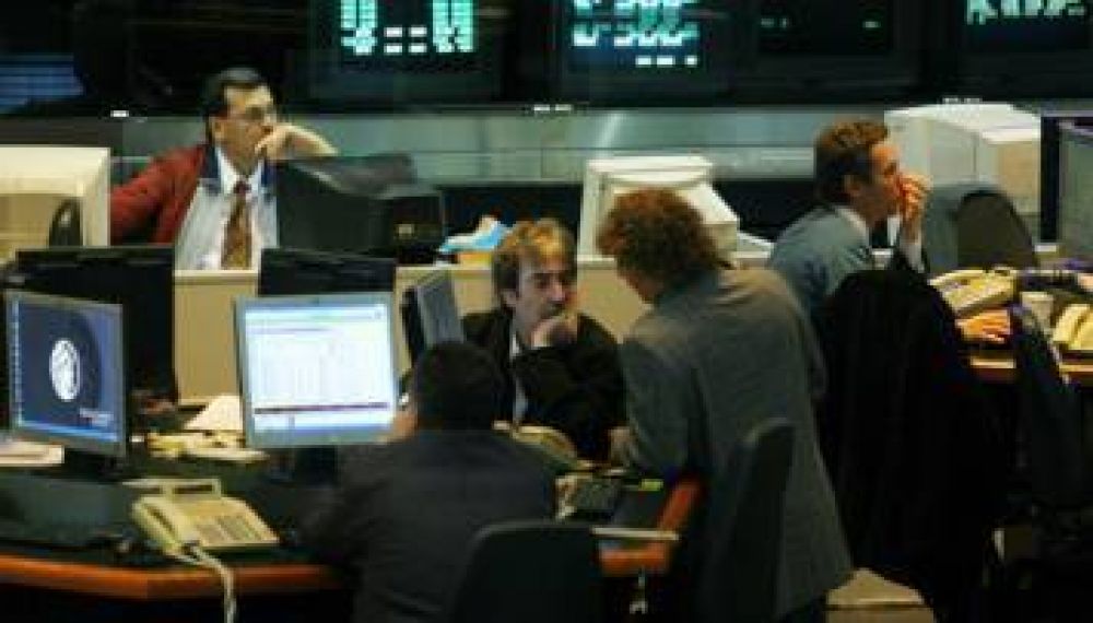 Por el alivio en EE.UU., el Merval comienza 2013 con una suba del 3%