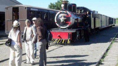 La Trochita est� de paro en plena temporada alta 