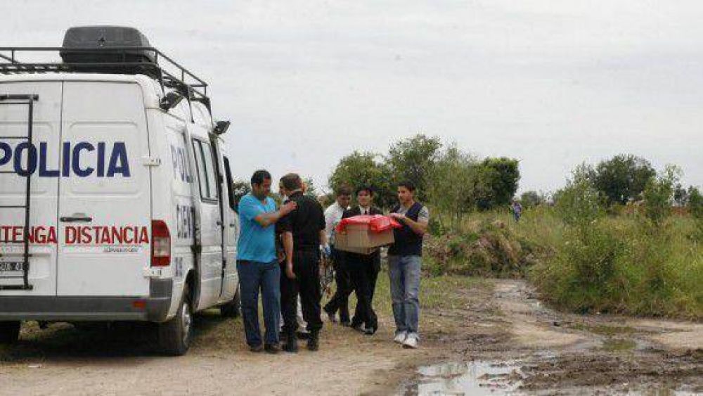 Encuentran los restos de un hombre detr�s del barrio ATE  