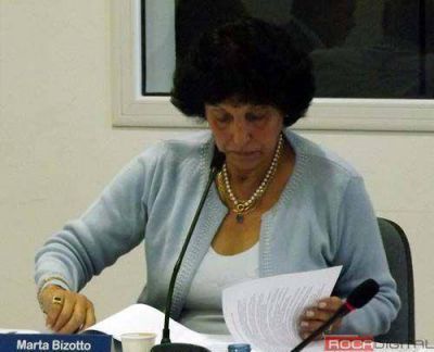 Duras cr�ticas a presidente de CAIC  