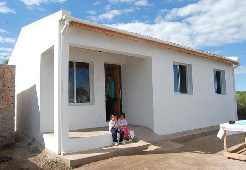 El a�o comienza con m�s entregas de viviendas en San Luis
