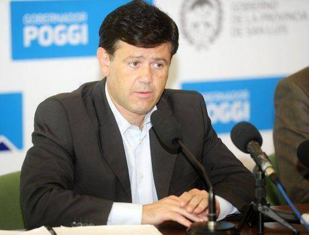 El Gobierno inaugura una nueva subcomisar�a y firma un convenio para pavimentar el acceso de El Bagual