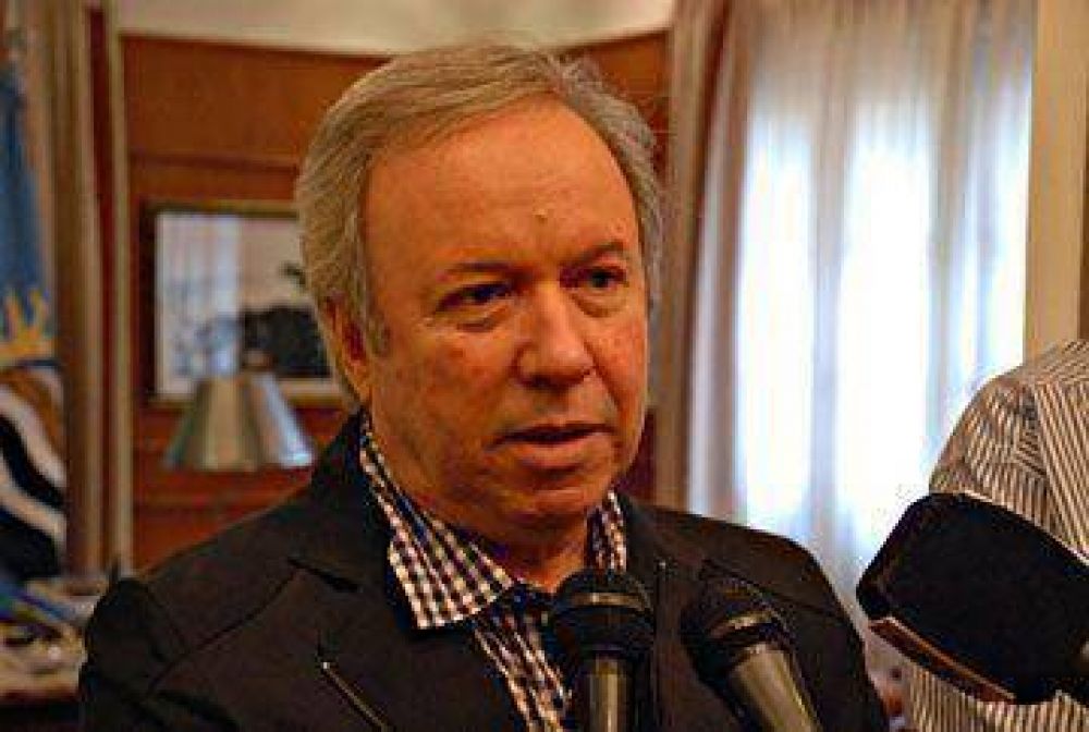 Gabinete sin cambios hasta el mes de febrero 