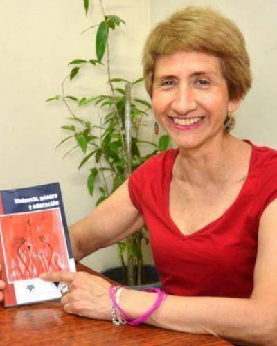 Prestigiosa investigadora formose�a lleg� a la provincia tras conferencia en Buenos Aires