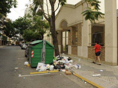 Cavallero pidi� "mantener la limpieza, que para eso pagamos y bastante caro" 