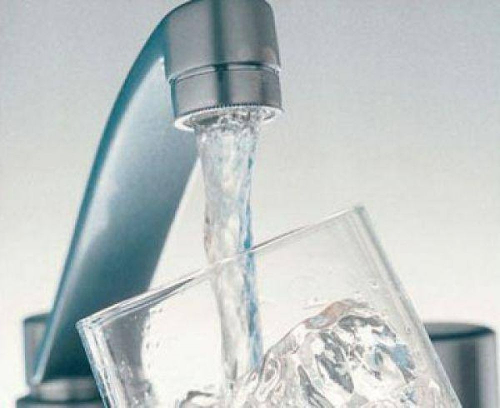 Obras Sanitarias recomend� el cuidado del agua potable en verano 