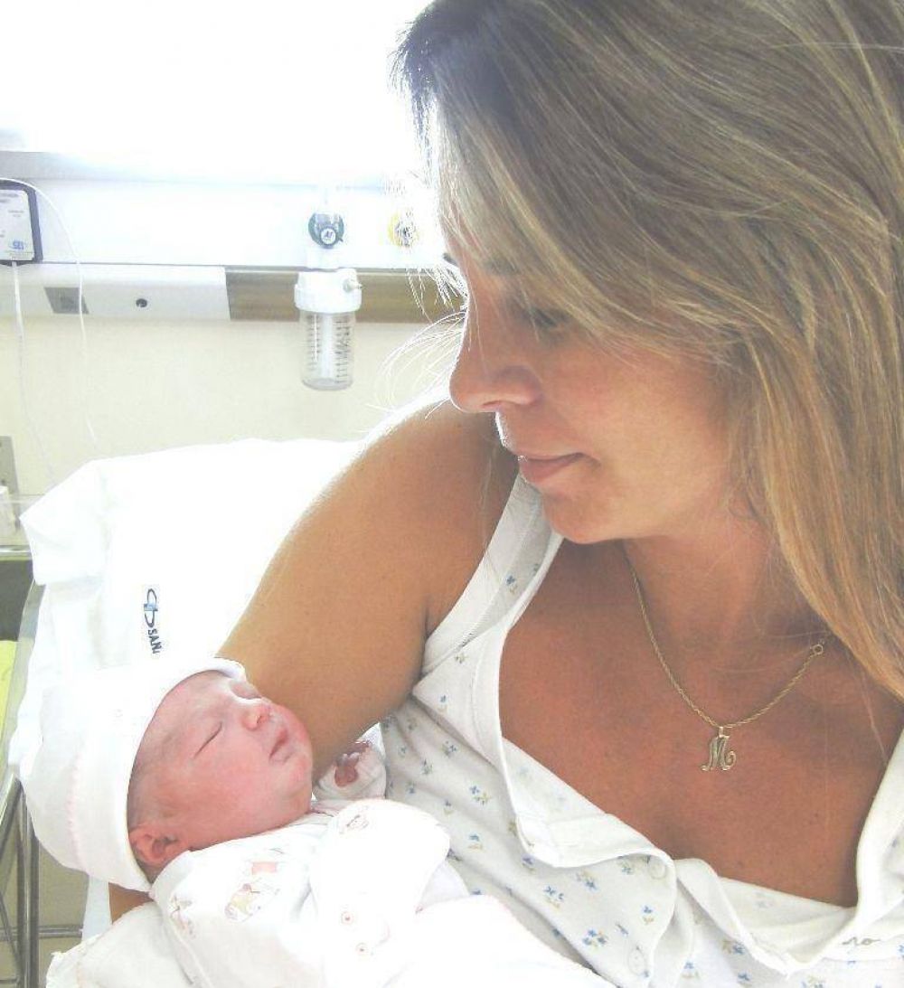 Lucila Bazzani es la primera beb� nacida este a�o en Jun�n