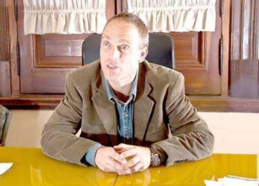 Dos Reis anticipa una baja en la toma de empleo para el 2013