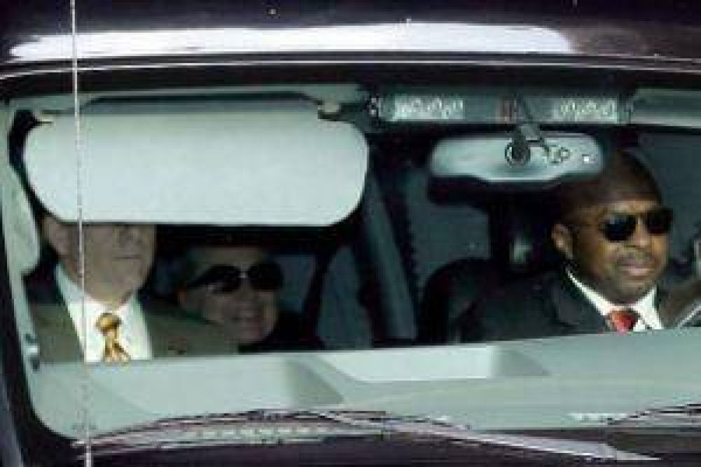 Hillary Clinton fue dada de alta