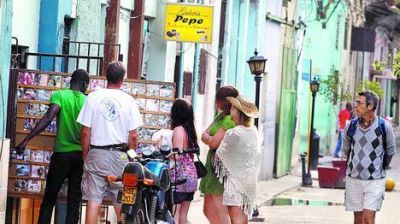 Preocupa a los cubanos un futuro sin la ayuda vital del chavismo