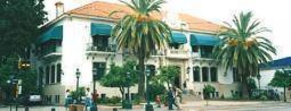 El bederismo dice que logr� convertir una provincia �inviable en viable� 