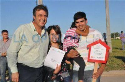 183 Nuevas familias tienen su lote propio 