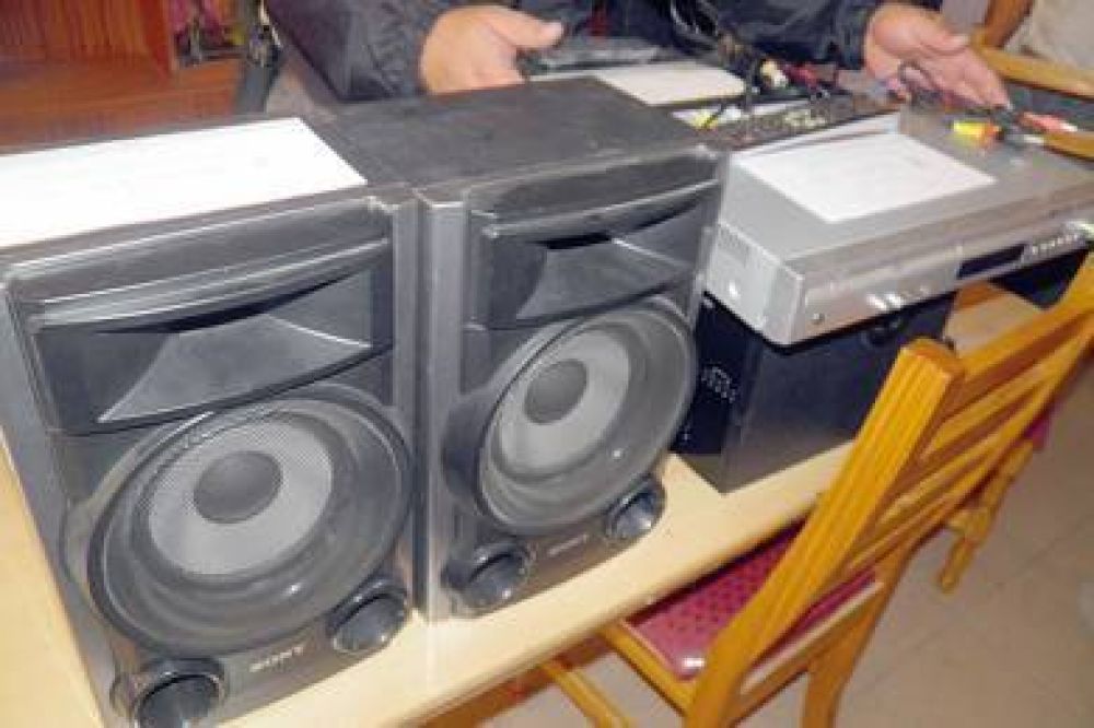 Delitos Complejos comenz� el a�o al servicio de la comunidad 