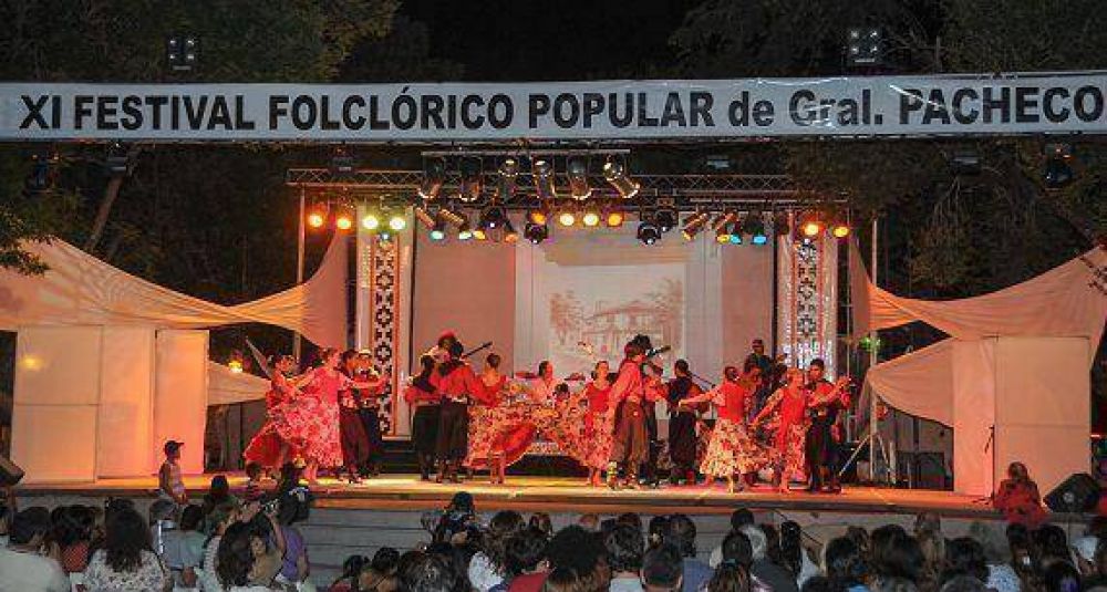 Pacheco vivi� la onceava edici�n del Festival Folkl�rico Popular