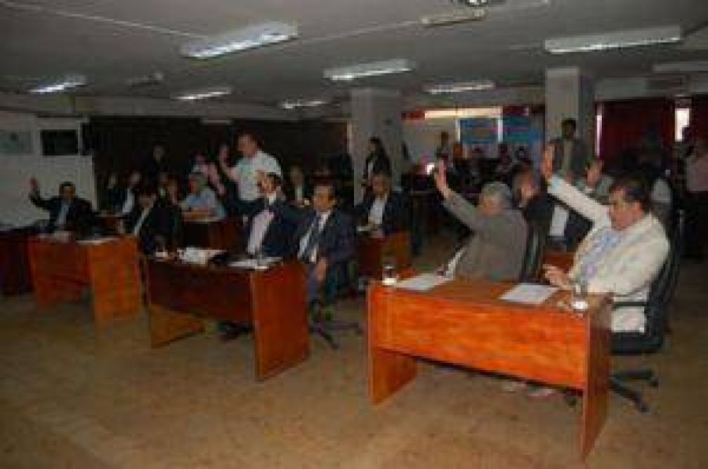 Senado aprob� el presupuesto legislativo y pas� a comisi�n el de la provincia