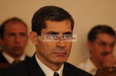 Hoy comienza a abonarse el premio de los 300 pesos