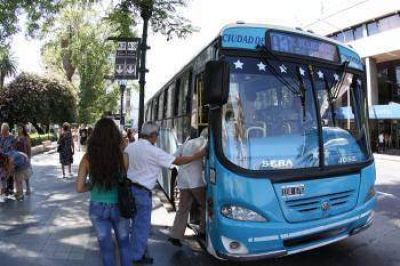 Boleto educativo: por la suba, el Gobierno de C�rdoba pagar� hasta 45 mil pesos m�s por d�a  