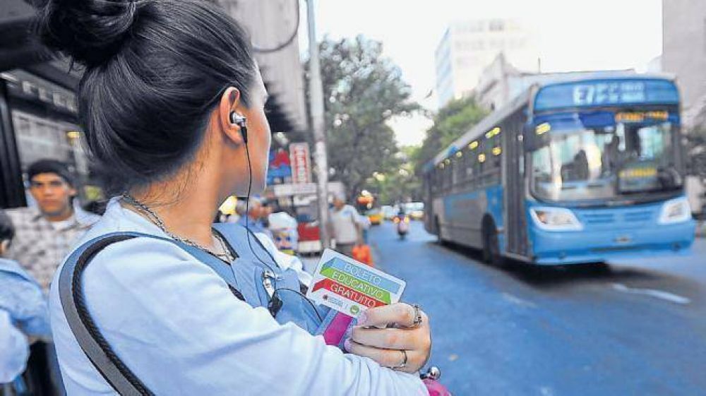 20% de usuarios viaja gratis, y no hay acuerdo sobre qui�n paga
