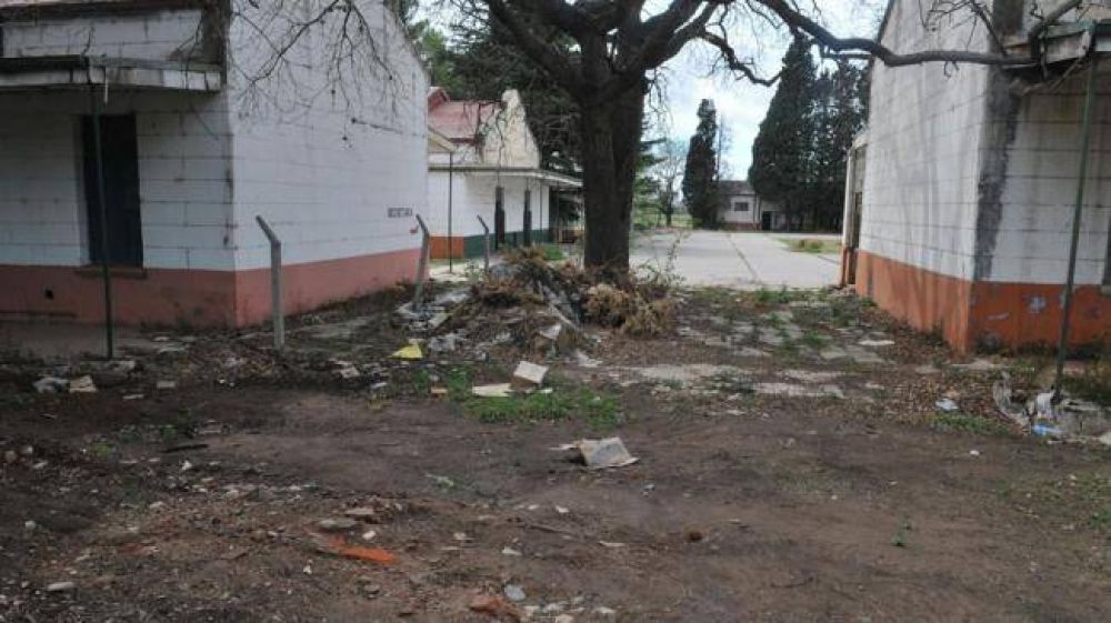 Disputa pol�tica por predio del ex-Batall�n