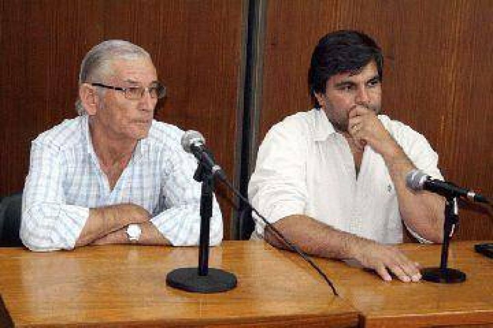 Inhabilitaron para conducir al camionero del accidente fatal de Larroud�. Est� acusado de "doble homicidio culposo"