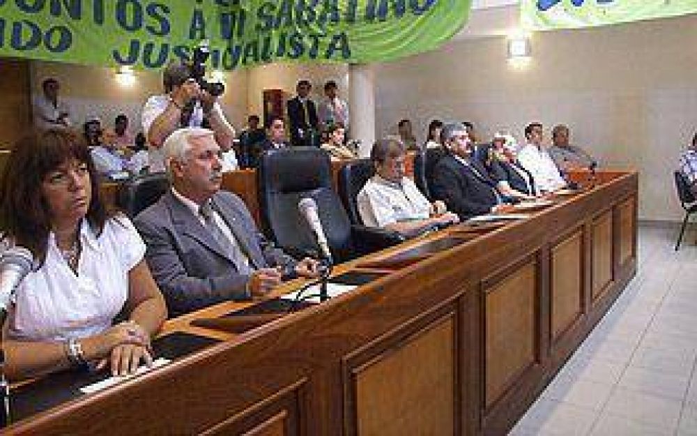 Aprobaron un aumento de tasas de m�s de 30 por ciento