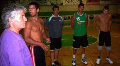 Con caras nuevas, Hind� reanud� las pr�cticas