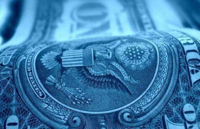 Luego de llegar a los $7,10, el "blue" se "estanc�" en $7,02