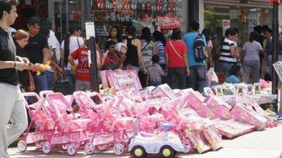 Impulsada por Reyes, la venta ambulante colm� las calles 